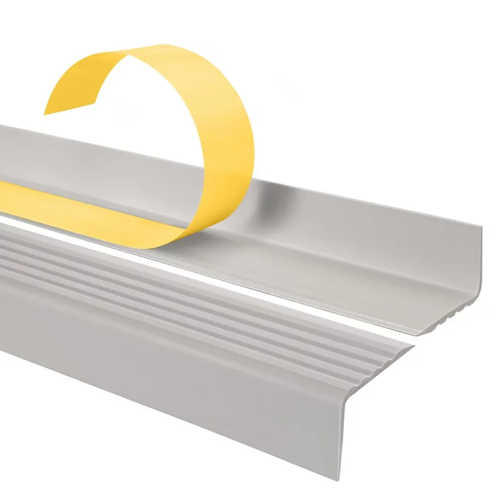 Quest Nez de marche PVC 40x25mm, , profilé d'escalier ND, auto-adhésif, antidérapant, d'escalier-protection, gris clair, 1.3m- Nez De Marche|Nez De Marche