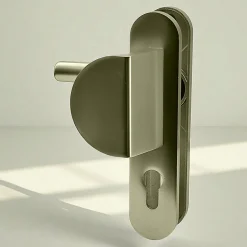 Autres Paire poignées de porte aluminium blindée Bricard Osmose 190 mm béquille aileron trou cylindre- Poignée De Porte