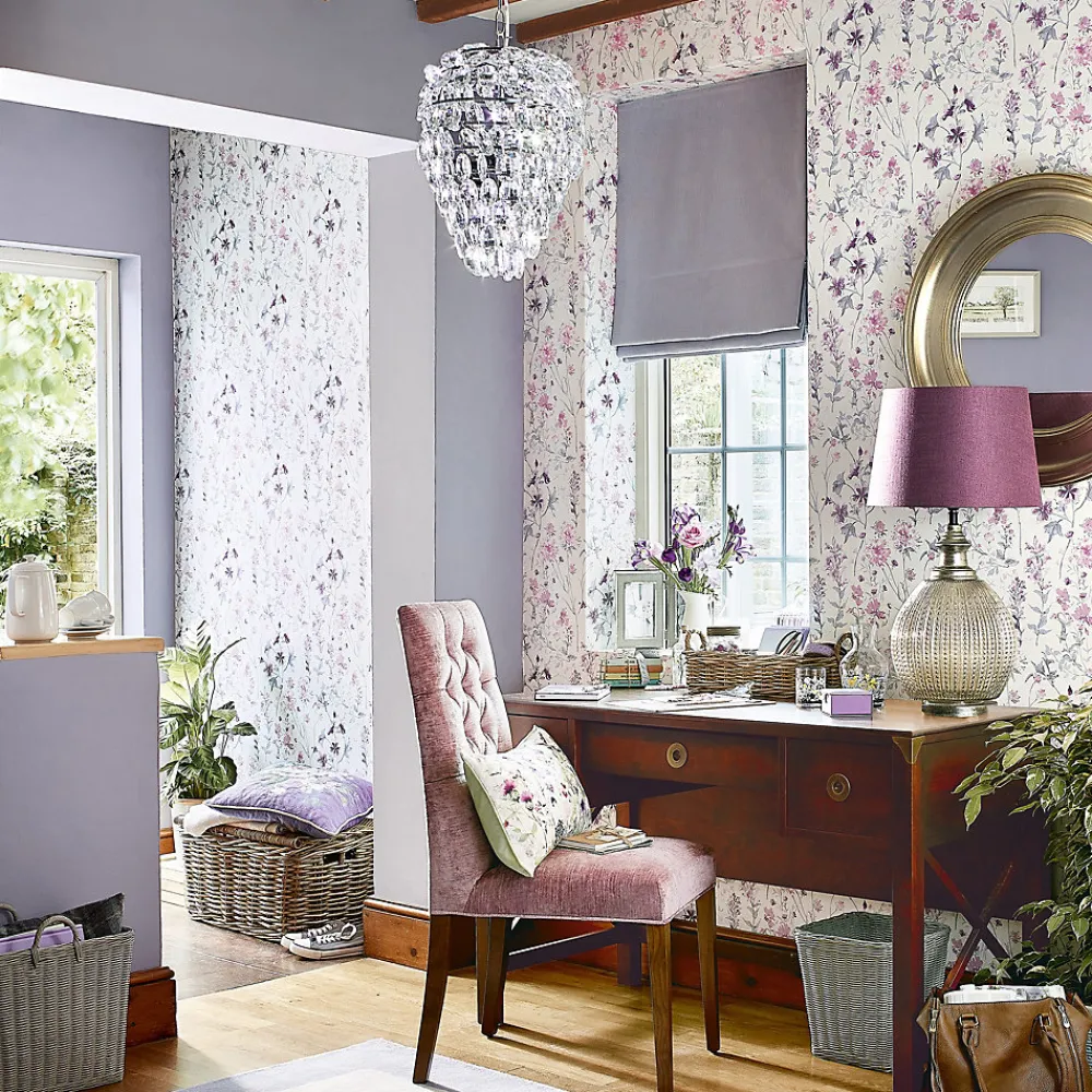 Laura Ashley Papier peint intissé Wild meadow imprimé fleurs iris blanc, violet L.1000 x l.52cm- Papier Peint