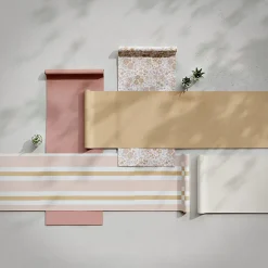 GoodHome Papier peint pré-encollé vinyle intissé fleuri rose Easy Roll Lovko l.53 x H.1005 cm- Papier Peint