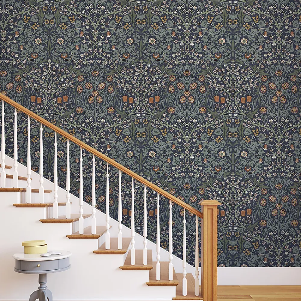 William Morris Papier vinyle intissé fleuri, fleurs de prunellier bleu L.1000 x l.52 cm Blackstorn- Papier Peint