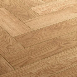 GoodHome Parquet contrecollé clipsable Marigny bâtons rompus en chêne français verni blond- Parquet Chevron|Voir Tous Les Parquets