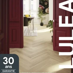 GoodHome Parquet Contrecollé|Parquet Chevron<Parquet contrecollé clipsable Lulea bâtons rompus en chêne huilé coloris naturel