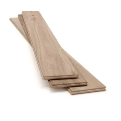 GoodHome Parquet Massif|Voir Tous Les Parquets<Parquet massif à coller Inash M en frêne verni naturel