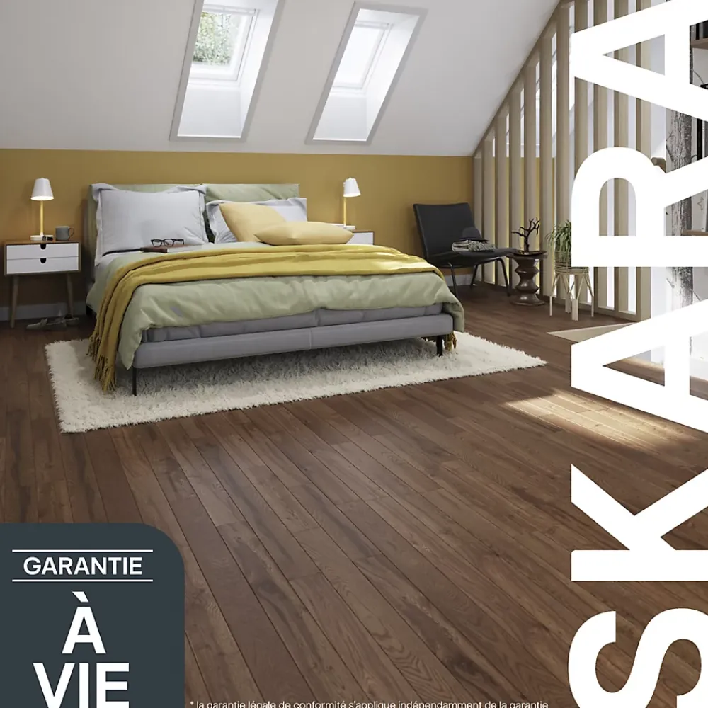 GoodHome Parquet massif à coller Skara S en chêne verni brun- Parquet Massif|Voir Tous Les Parquets