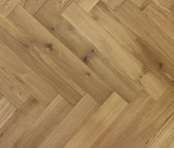 GoodHome Parquet Massif|Parquet Chevron<Parquet massif à coller Visby bâtons rompus en chêne huilé blond