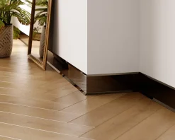Ilcom Plinthe décorative pour mur F Noir poli - 100mm x 2700mm x 0,65 ep.- Plinthe Pour Parquet Et Stratifié