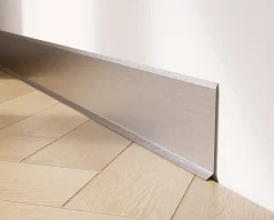 Ilcom Plinthe Pour Parquet Et Stratifié<Plinthe décorative pour mur F Argent satiné - 100mm x 2700mm x 0,65 ep.