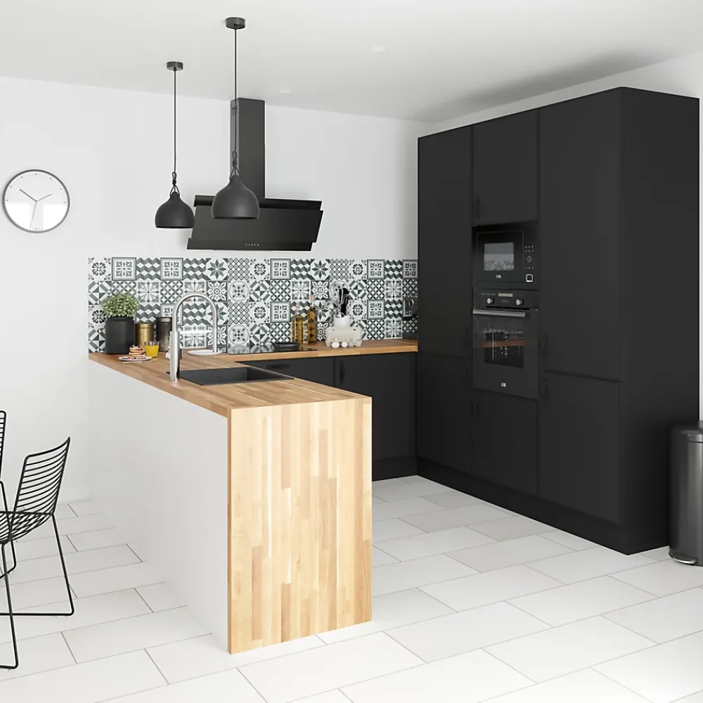 GoodHome Plinthe De Cuisine<Plinthe de cuisine Pasilla Noir H. 15 cm x l. 2.4 m x Ep. 16 mm