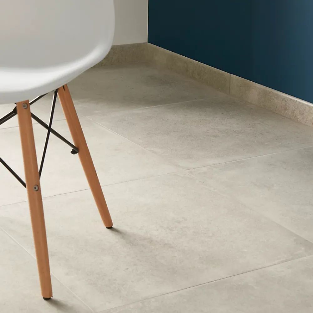 GoodHome Plinthe Pour Carrelage Sol<Plinthe en carrelage effet béton gris clair L.60 x l.8 cm x ép.9 mm, Kontainer