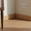 GoodHome Plinthe Bois|Plinthe Bois<Plinthe MDF, effet chêne blond , décor 130, H.8 cm x l. 220cm x ép.13 mm, résistant à l'eau (vendue à la pièce)