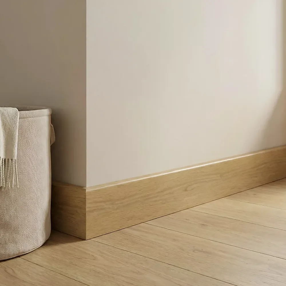 GoodHome Plinthe Pour Parquet Et Stratifié<Plinthe Plaquée bois Décor 275 vernis blond (vendue à la pièce)