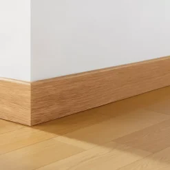 GoodHome Plinthe plaquée bois décor 160 chêne (vendue à la pièce)- Plinthe Pour Parquet Et Stratifié