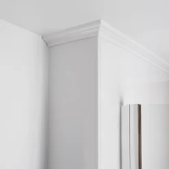 Quest Plinthe Souple Auto-Adhésive en PVC 18x18mm, 5m, Bande Élastique pour Finitions et Étanchéité des Jonctions, blanc- Plinthe Pour Sol En Vinyle Et Pvc