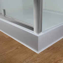 Quest Plinthe Souple Auto-Adhésive en PVC 18x18mm, 20m, Bande Élastique pour Finitions et Étanchéité des Jonctions, gris clair- Plinthe Pour Sol En Vinyle Et Pvc