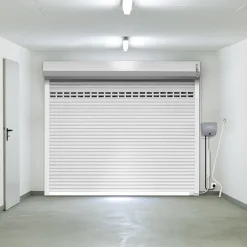 Protecta Porte de garage motorisée enroulable aluminium Ambre Blanc H.200 x L.300 cm avec hublots- Porte De Garage Enroulable
