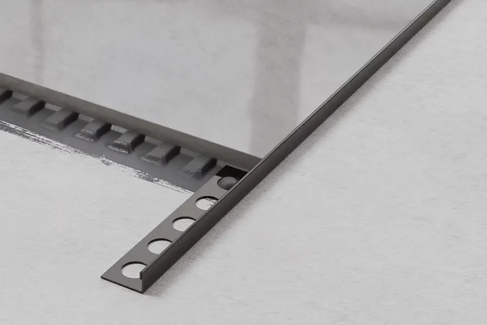 Ilcom Profil angulaire J en acier inoxydable pour les carreaux 12mm x 2700mm - gunmetal- Profilé Carrelage