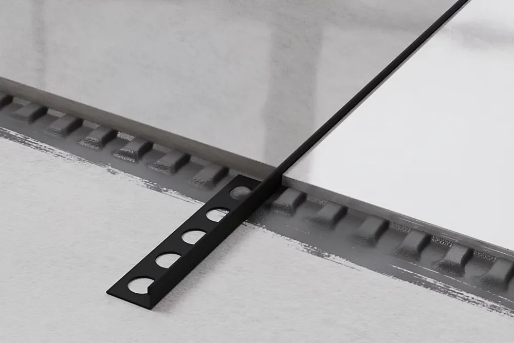 Ilcom Profilé Carrelage<Profil angulaire J en acier inoxydable pour les carreaux 10mm x 2700mm - noir matt