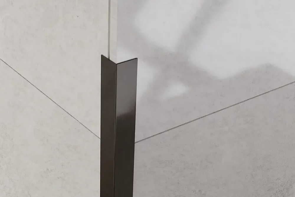 Ilcom Profilé décoratif L Angle extérieur en acier inoxydable 20 mm x 20 mm x 2700 mm - gunmetal- Profilé Carrelage