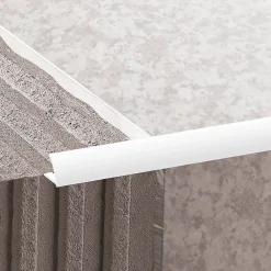 Diall Profilé de carrelage intérieur rond PVC blanc lisse L.2,5m x l.3,1 cm x ep.12,5mm- Profilé Carrelage