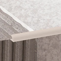 Diall Profilé de carrelage intérieur rond PVC crème lisse L.2,5m x l.2,7 cm x ep.9mm- Profilé Carrelage
