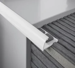 Diall Profilé de carrelage intérieur rond PVC blanc lisse L.1,83m x l. 26,5cm x ep.6 mm- Profilé Carrelage