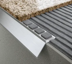 Diall Profilé goutte d'eau extérieur biseauté aluminium brut argent lisse 35mmx250cm- Profilé Carrelage