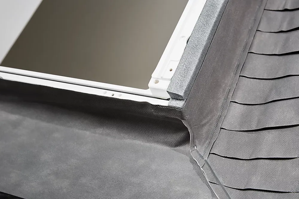 Velux Raccord, Habillage Et Bloc Isolant De Fenêtre De Toit<Raccord de remplacement fenêtre de toit EL SK06 gris