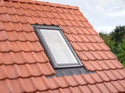 Velux Raccord fenêtre de toit simple sur tuiles EDW CK02 rouge- Raccord, Habillage Et Bloc Isolant De Fenêtre De Toit