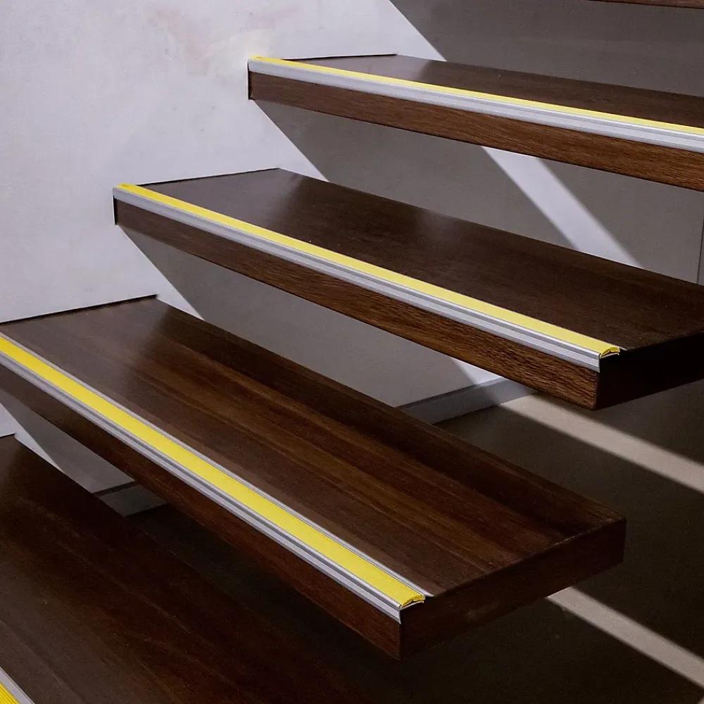 Floordirekt Seuil d'escalier Avec simple caoutchouc Power Grip Longueur: 90 cm Pré-percé Gris- Profilé De Rénovation De Marche