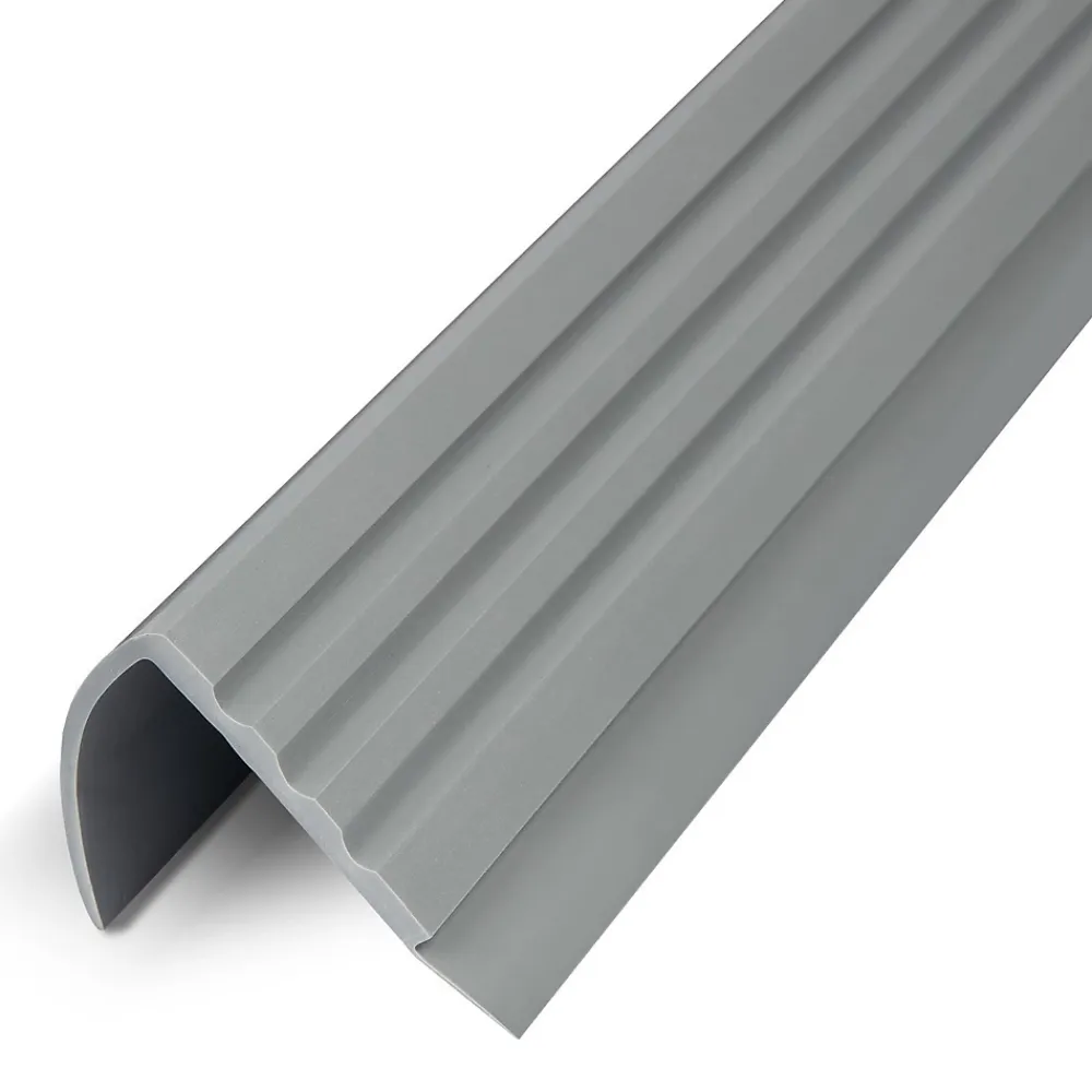 Floordirekt Profilé De Rénovation De Marche<Seuil d'escalier Michigan PVC 45 x 42 mm Gris Longueur: 120 cm