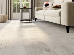 GoodHome Sol stratifié à clipser effet chêne blanchi AC4 L.138 x l.24.4 cm x 8 mm, Bilston- Sol Stratifié
