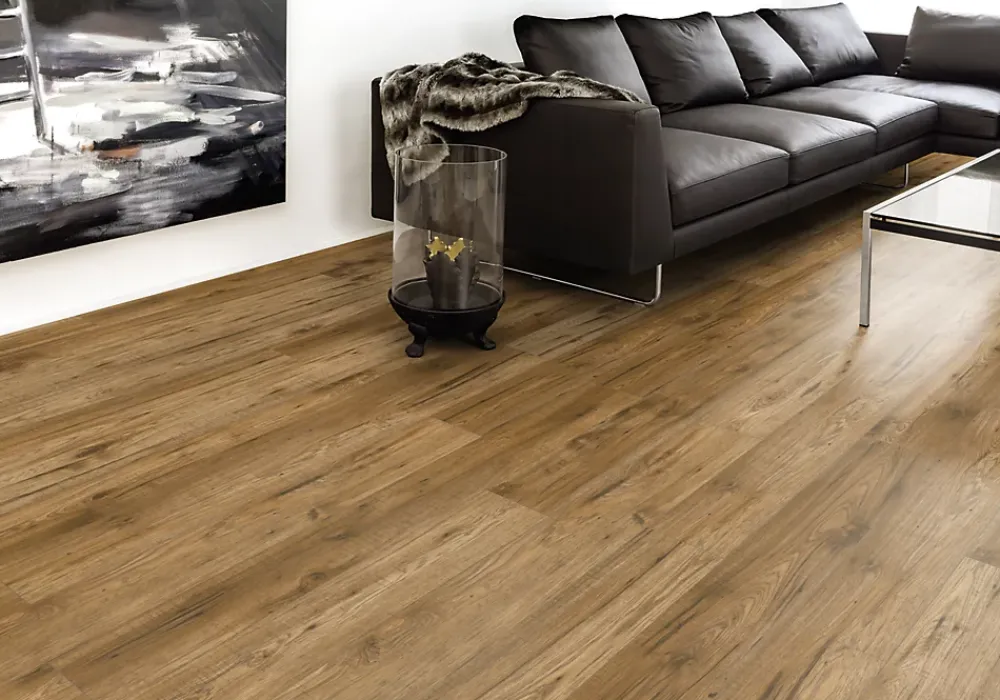 GoodHome Sol stratifié à clipser Hickory chêne brun AC5 10mm - L.138 x l.15,9 cm- Sol Stratifié