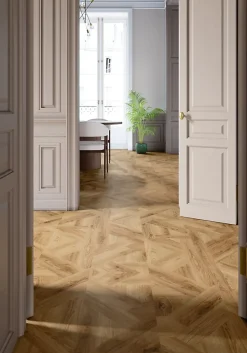 GoodHome Sol stratifié Bromley , passage intense AC5, effet chêne miel, L.129 cm x l.32,9 cm x ép.8 mm, résistant à l'eau- Sol Stratifié