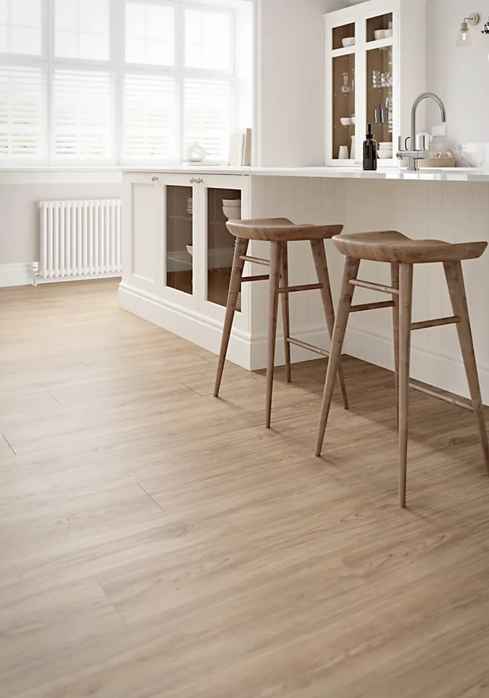 GoodHome Sol stratifié Bryce , passage intense AC5, effet chêne miel, L.129,2cm x l.19,3cm ép.8 mm, résistant à l'eau- Sol Stratifié