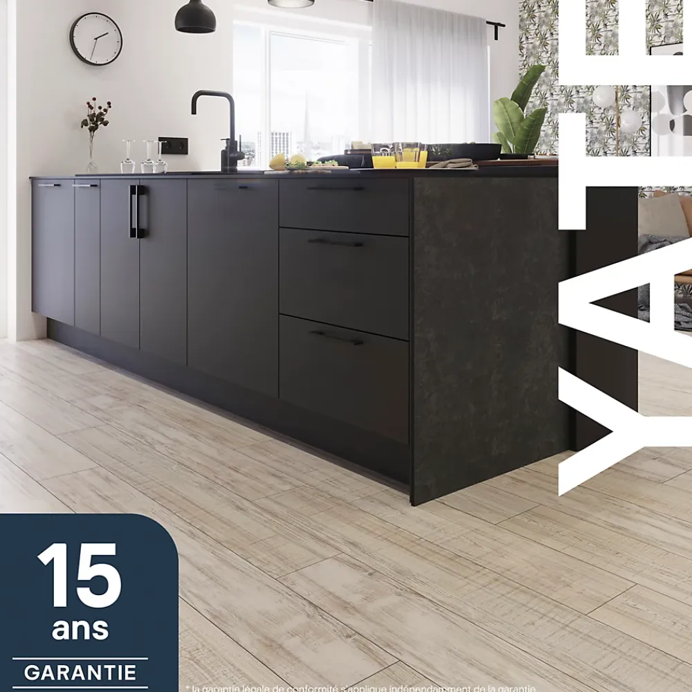 GoodHome Sol stratifié clipsable Yate chêne blanc 8 mm compatible pièces humides- Sol Stratifié