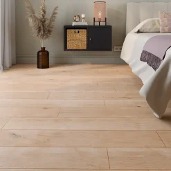 GoodHome Sol stratifié effet chêne passage élevé AC4 L.128,6 cm x l.19,4 cm x ép.8 mm, Gladstone- Sol Stratifié