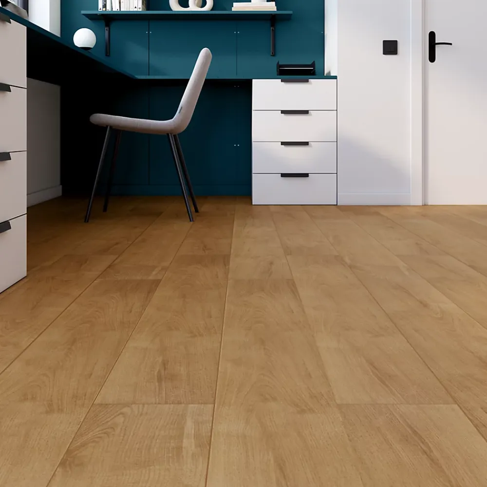 GoodHome Sol stratifié Gladstone , passage élevé AC4, effet chêne blond, L.128,6 cm x l.19,4 cm x ép.8 mm- Sol Stratifié