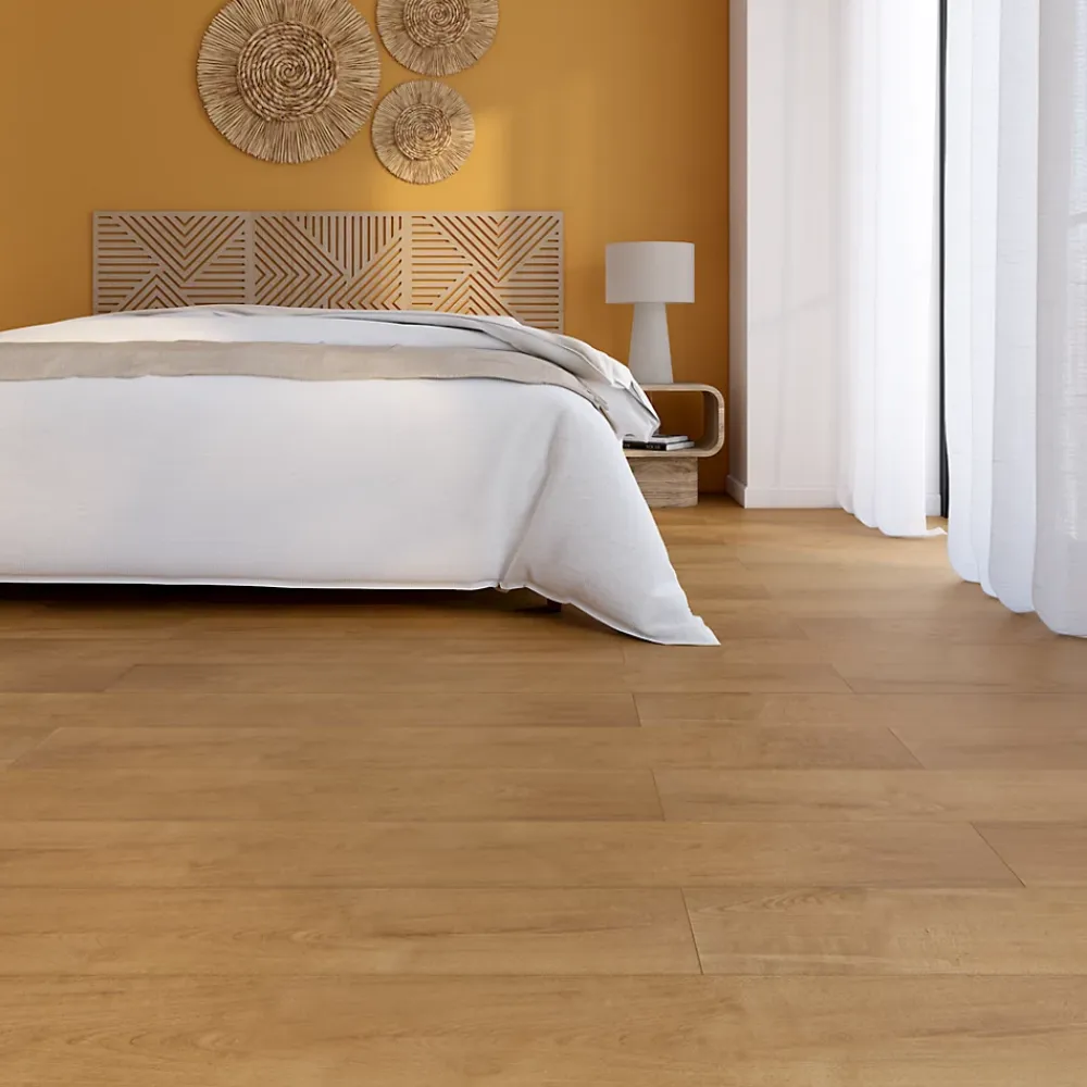 GoodHome Sol stratifié Gladstone , passage élevé AC4, effet chêne blond, L.128,6 cm x l.19,4 cm x ép.8 mm- Sol Stratifié