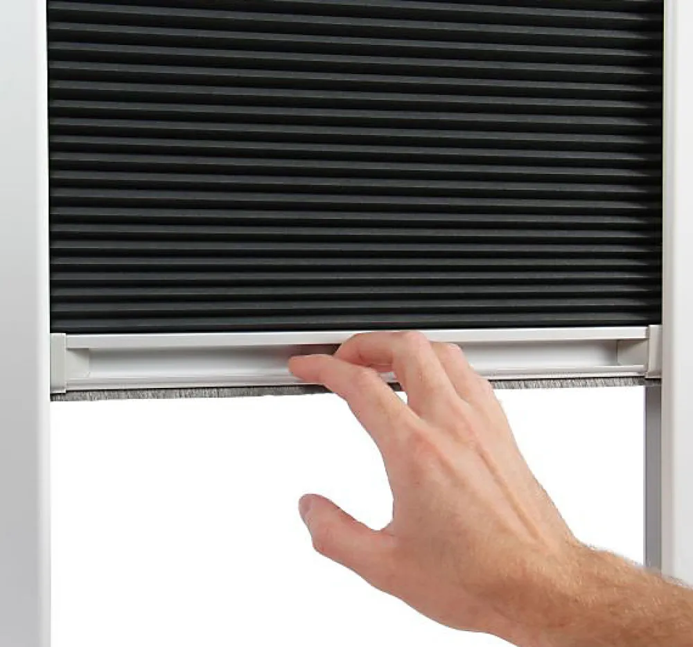 Avosdim Store De Fenêtre De Toit<Store isolant compatible fenêtre de toit VELUX pour dimension MK06 - Gris