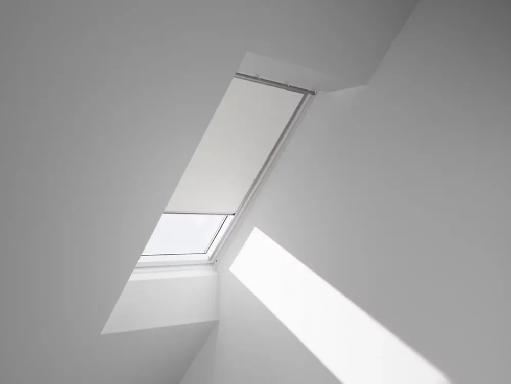 Velux Store occultant fenêtre de toit DKL C04 blanc- Store De Fenêtre De Toit