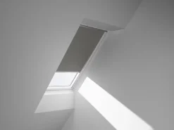 Velux Store occultant fenêtre de toit DKL MK06 gris- Store De Fenêtre De Toit