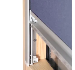 Avosdim Store occultant pour fenêtre de toit ROTO - Beige - avec un vitrage de H 63,5 x 40 cm- Store De Fenêtre De Toit