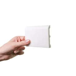 Orac Decor SX183 CASCADE Plinthe 7,5x1,3x10cm (h x p x L) - plinthe décorative polymère Pack 2 pièces / RAL9003- Plinthe Pour Parquet Et Stratifié