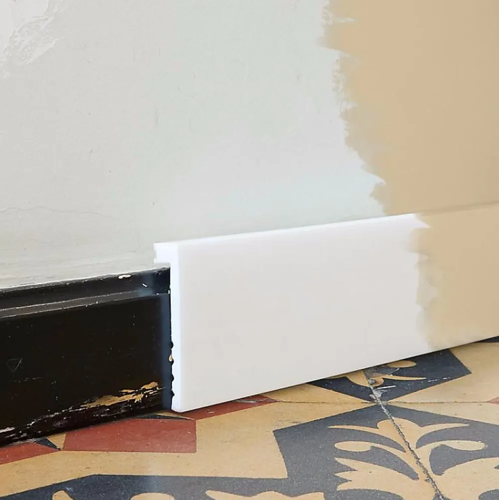 Orac Decor SX171 Plinthe de rénovation - 10x2,2x200cm (h x p x L) - surplinthe décorative polymère Pack 2 pièces / RAL9003- Plinthe Pour Parquet Et Stratifié