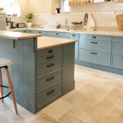 Ligerio Travertin<Travertin pierre naturelle mur/sol premier choix clair PREMIUM format Opus Romain Ep. 1,2cm - Vendu en lot de 0.74m²