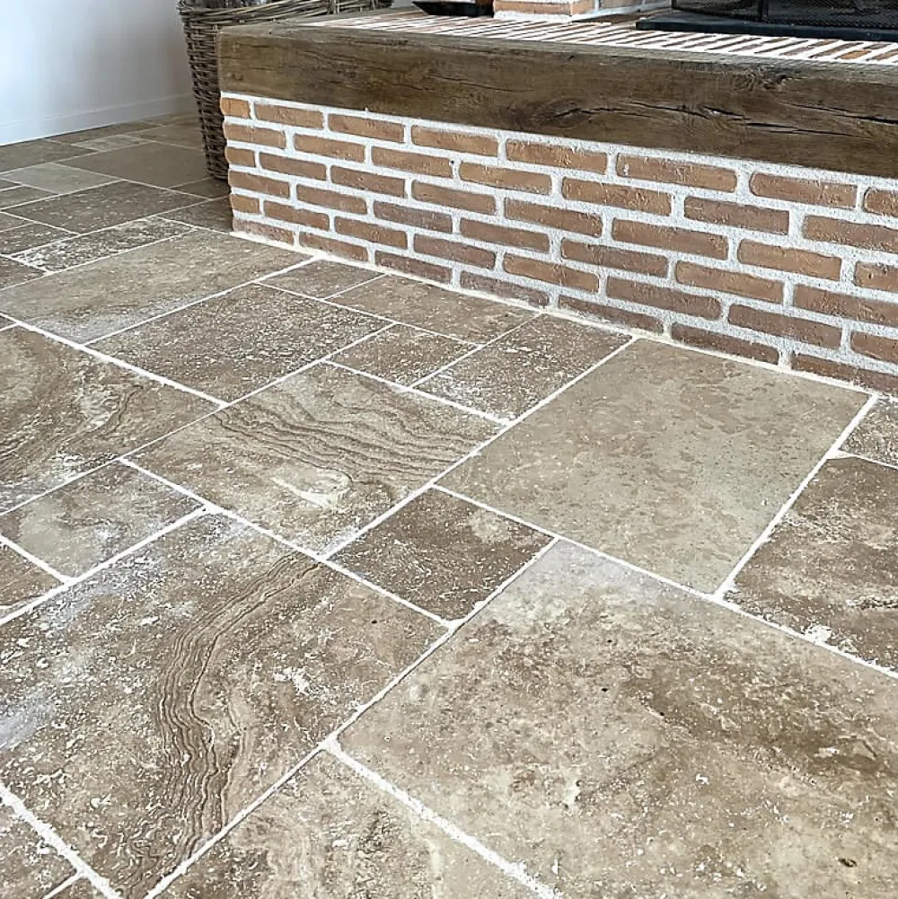 Ligerio Travertin pierre naturelle mur/sol premier choix mix Opus Romain Ep. 1,2cm - Vendu au lot de 0.74 m²- Travertin