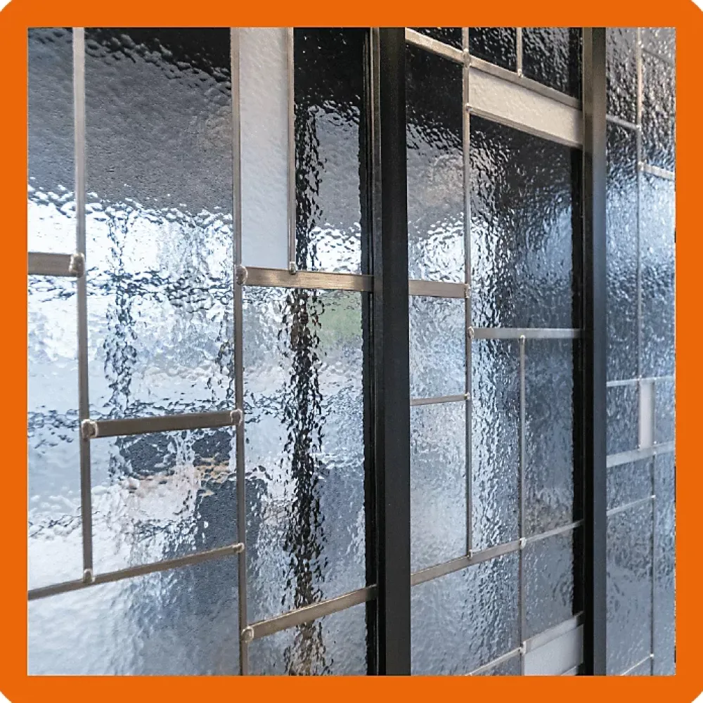 MySystem Verrière<Verrière 3 verres Chicago - L x H : 102 x 125 cm - Laqué effet rouille granité - verre Clair inclus