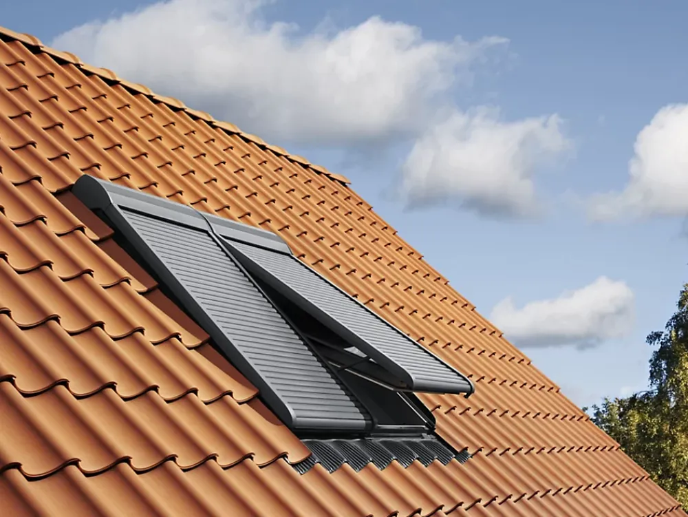 Velux Volet Roulant De Fenêtre De Toit|Volet Roulant De Fenêtre De Toit<Volet roulant électrique fenêtre de toit SML MK04 S