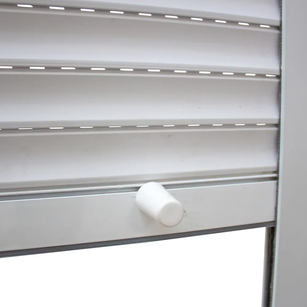 Fortia Volet roulant uPVC blanc - ouverture manuelle par sangle - - l.120 x H.135 cm- Volet Roulant